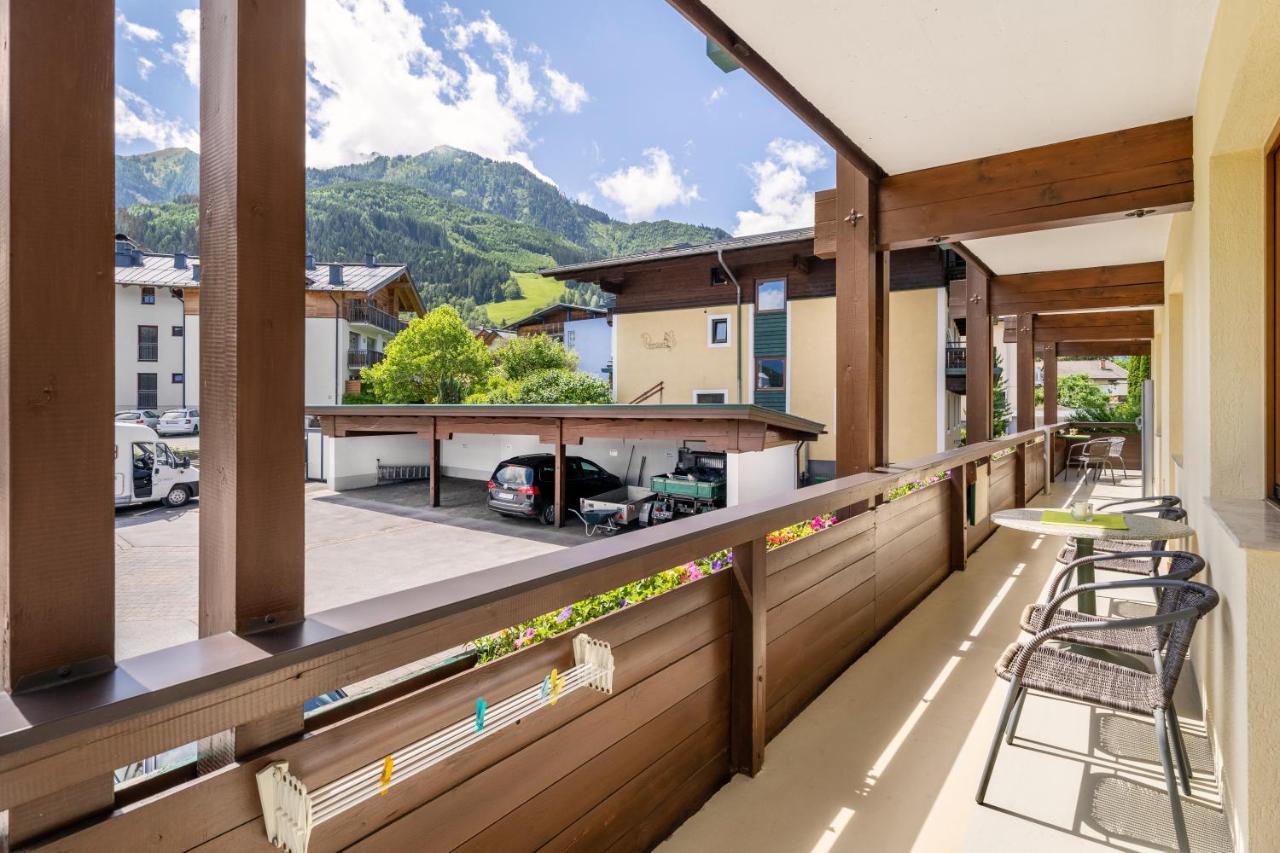 Haus Voglreiter - Inkl Sommerkarte, Zentrale Und Ruhige Lage, Garten Mit Spielplatz Kaprun Bagian luar foto