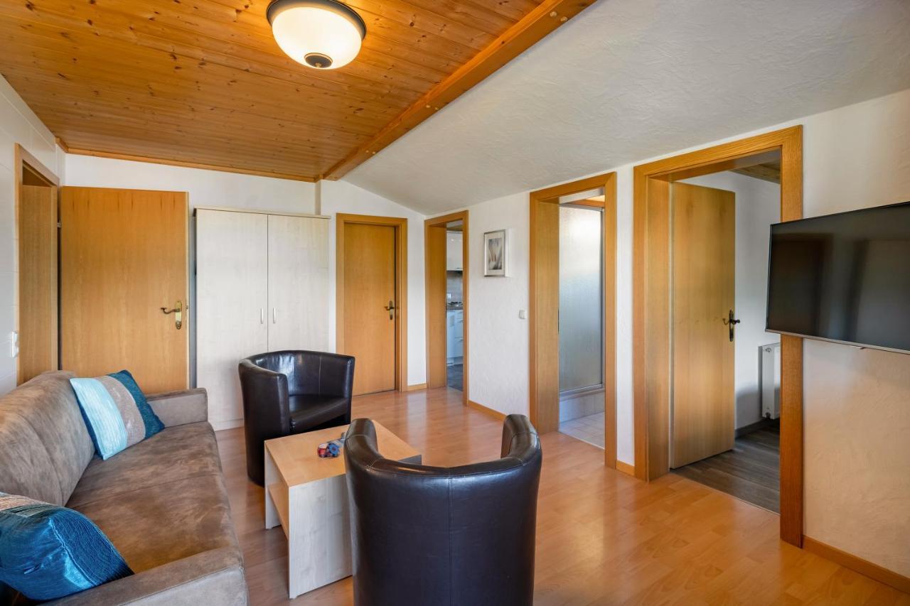 Haus Voglreiter - Inkl Sommerkarte, Zentrale Und Ruhige Lage, Garten Mit Spielplatz Kaprun Bagian luar foto