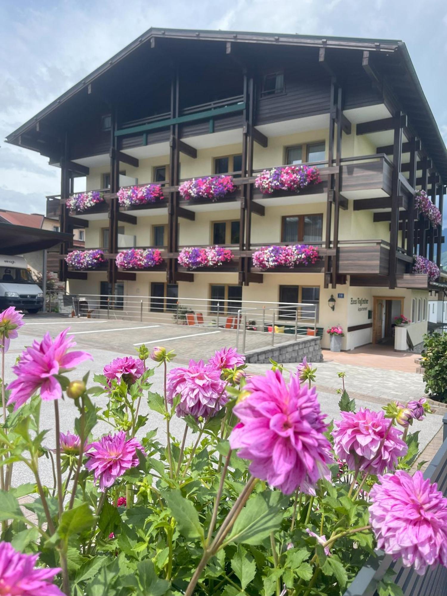 Haus Voglreiter - Inkl Sommerkarte, Zentrale Und Ruhige Lage, Garten Mit Spielplatz Kaprun Bagian luar foto