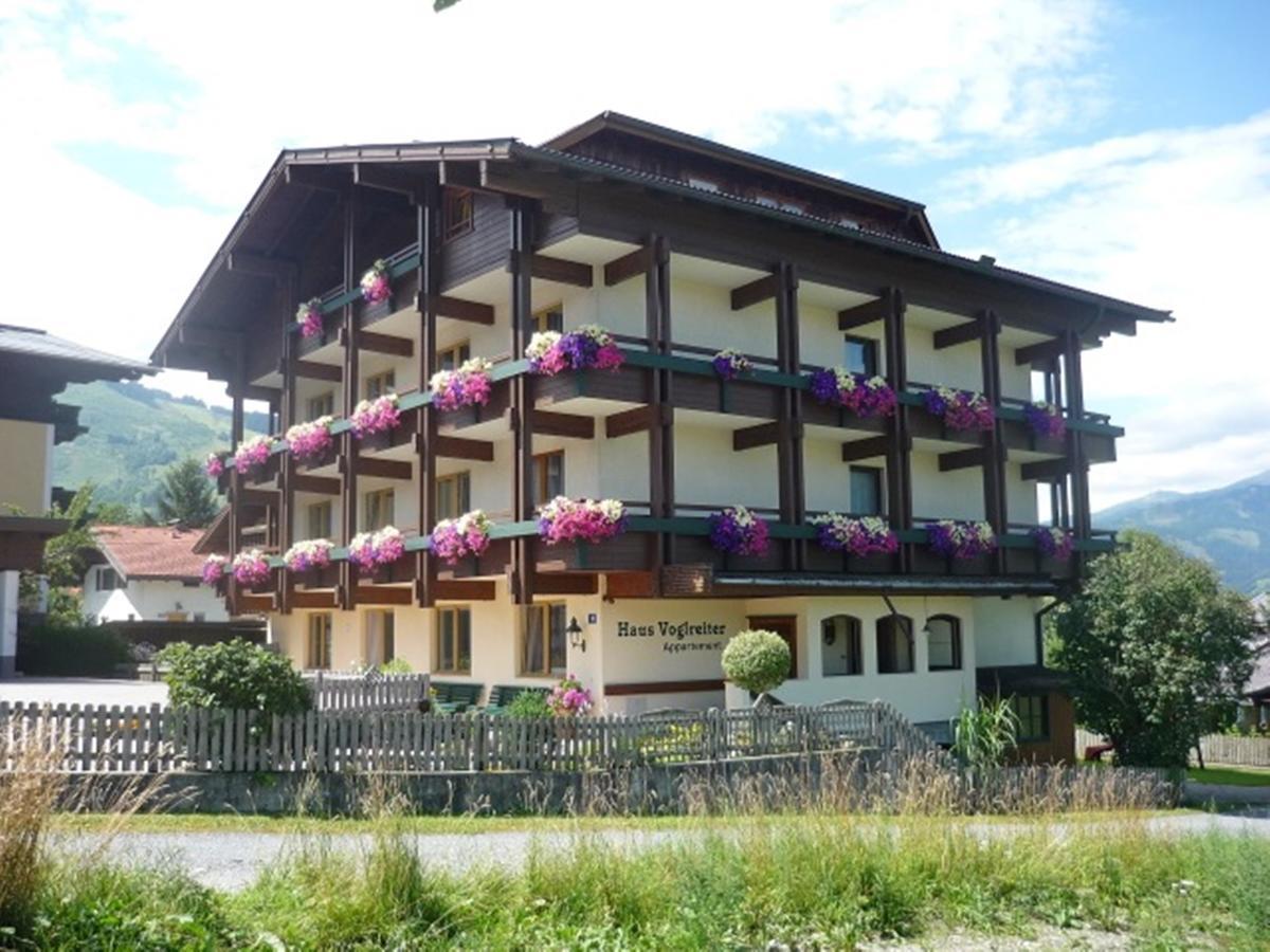 Haus Voglreiter - Inkl Sommerkarte, Zentrale Und Ruhige Lage, Garten Mit Spielplatz Kaprun Bagian luar foto